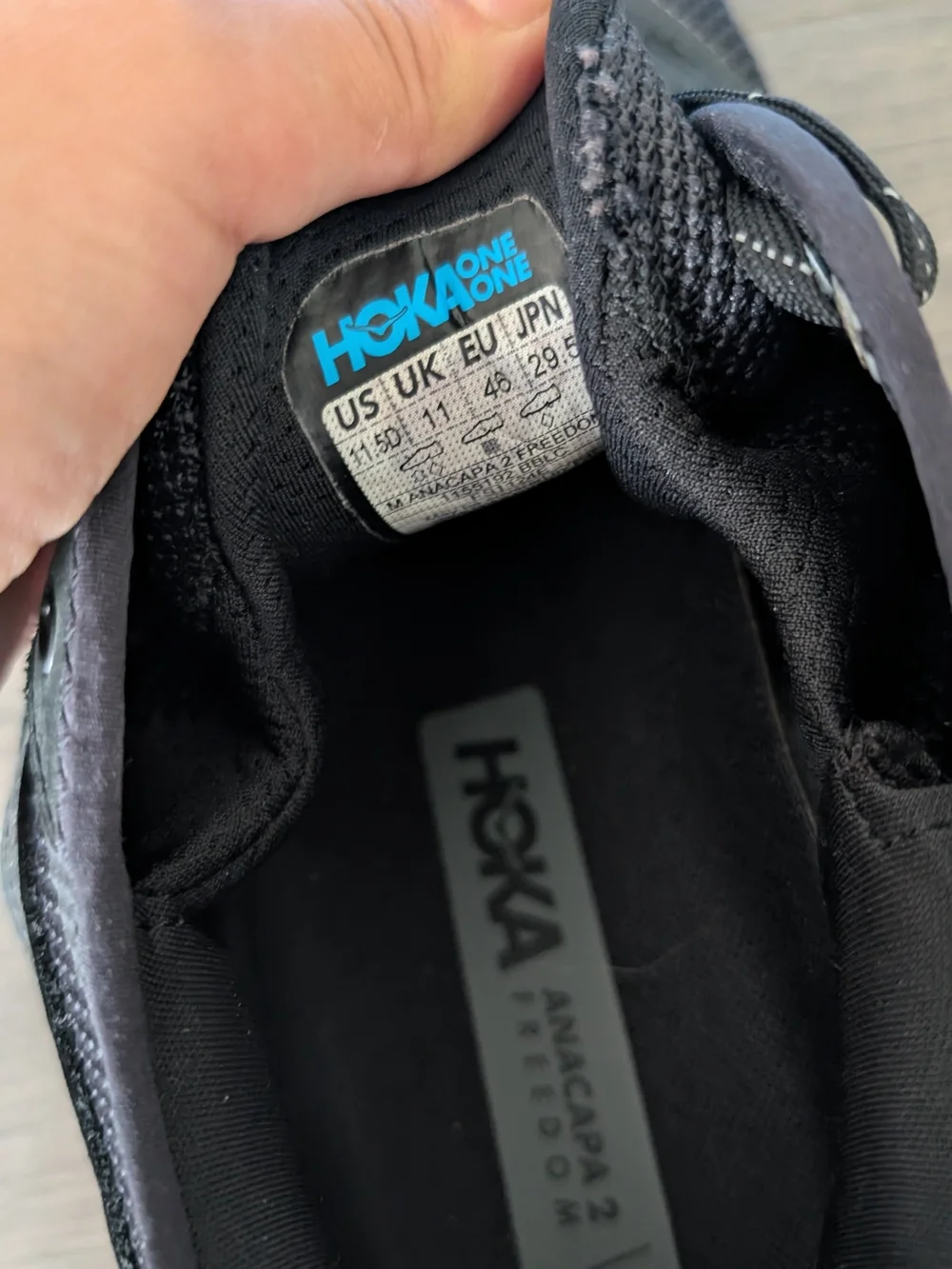 LIKE NEW HOKA ONE ONE Anacapa 2 Freedom Men's 11.5D 1155192 Black/Black